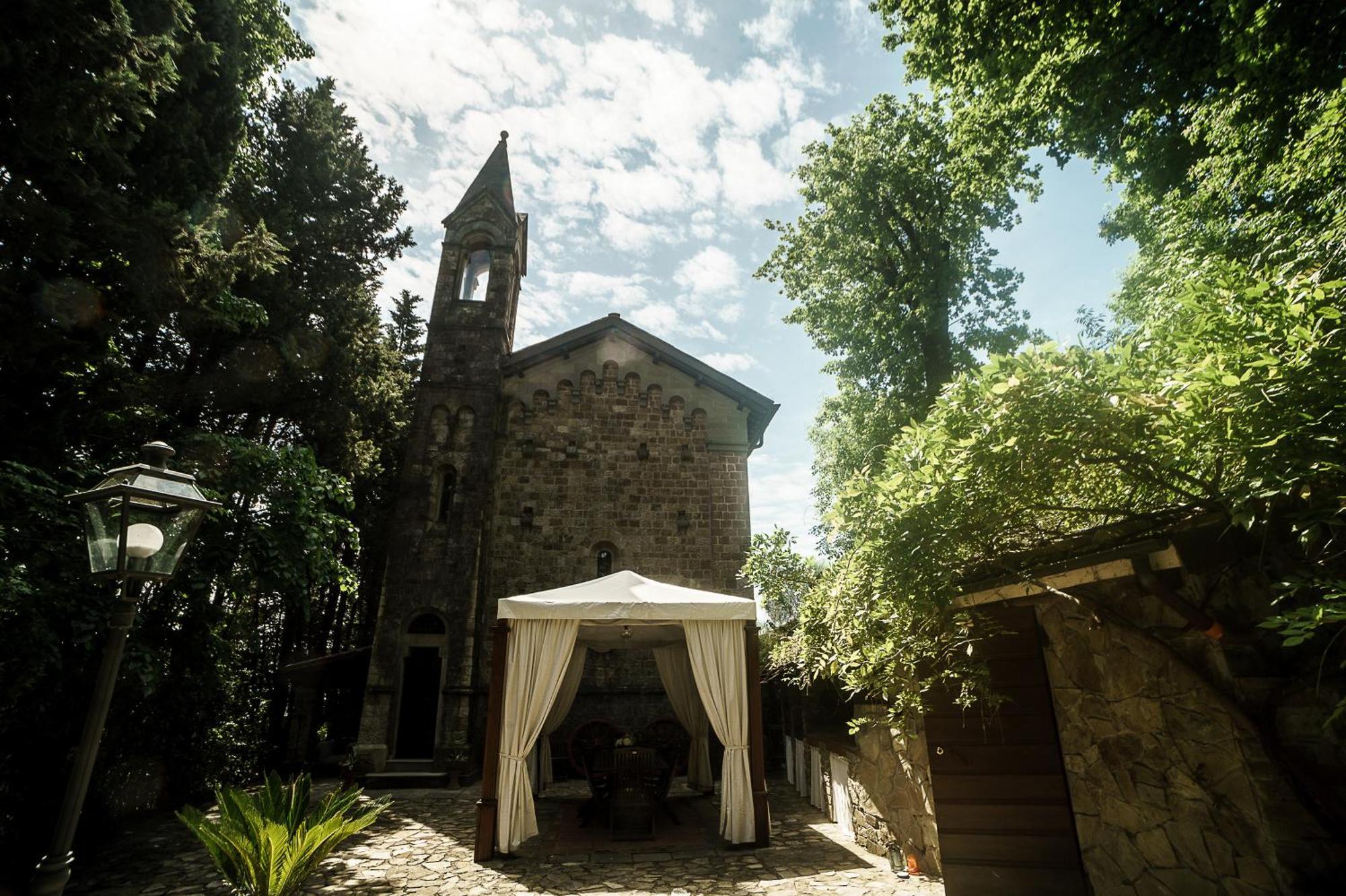 Chiesino Dei Vaioni Villa Pistoia Luaran gambar